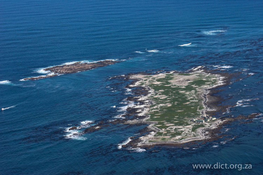 Dyer-Island-and-Geyser-Rock